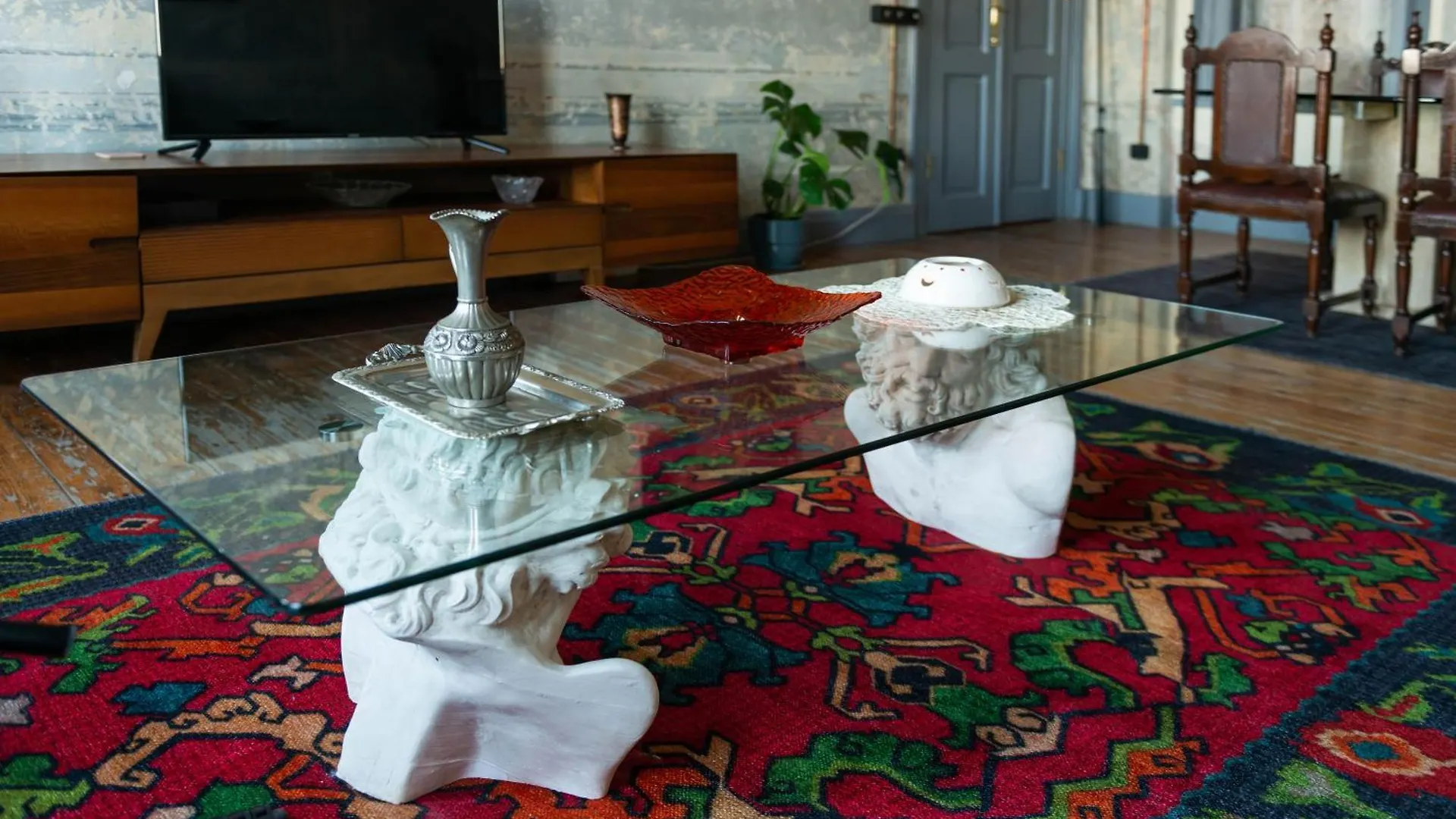The Han -Amazing Historical Apartments In Prime Location location